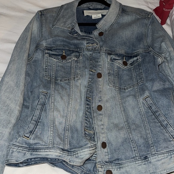 Treasure and Bond Denim Jacket size medium - Picture 2 of 9